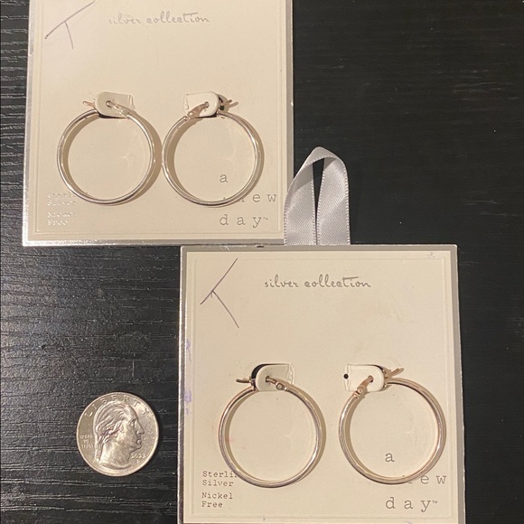 2  pairs of 925 Sterling Hoop Earrings - Picture 5 of 12